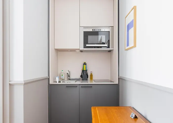 Base - Contactless Check In Aparthotel Lausanne